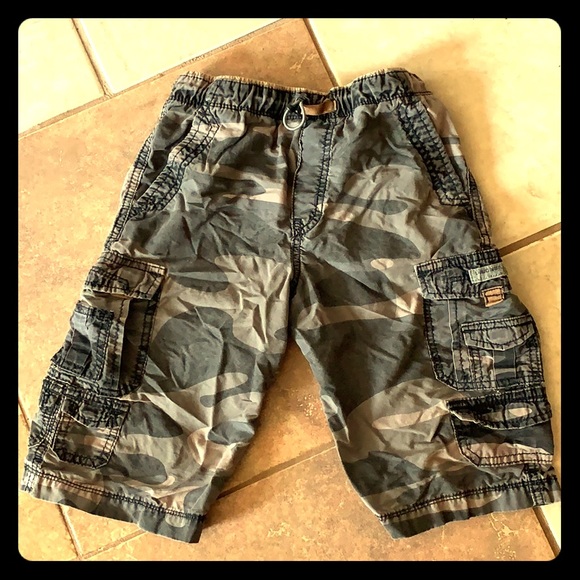unionbay camo cargo shorts